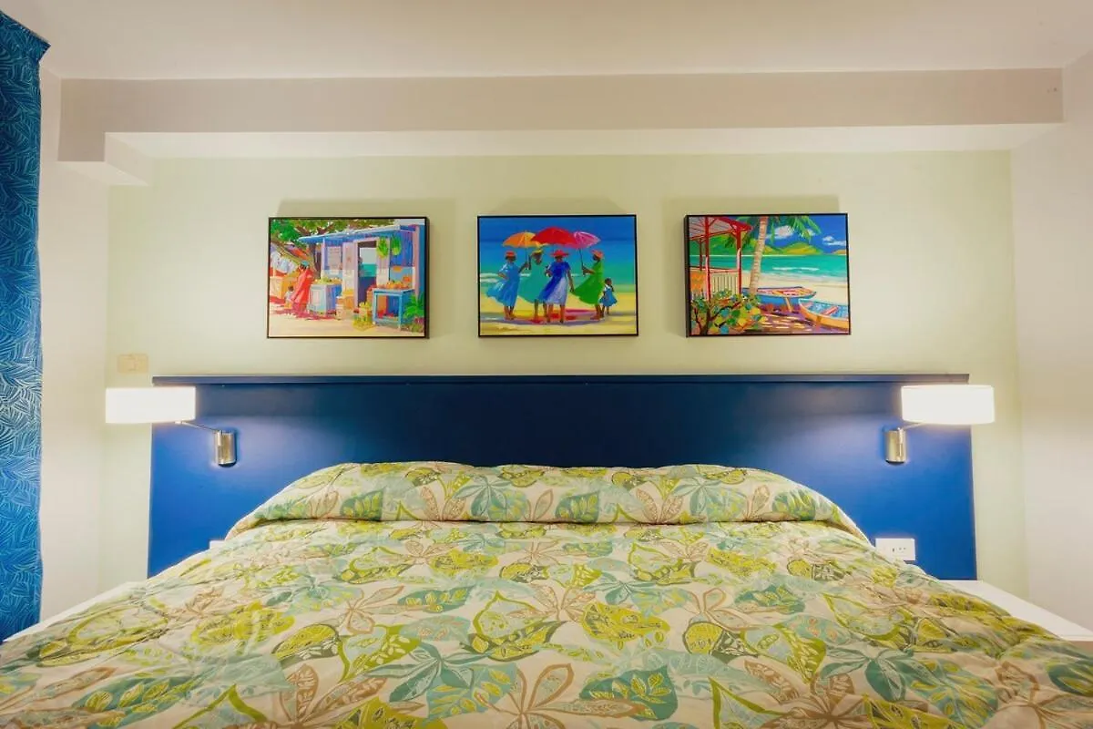 Grand Getaway Royal Retreats At Maho Beach Studio Lowlands